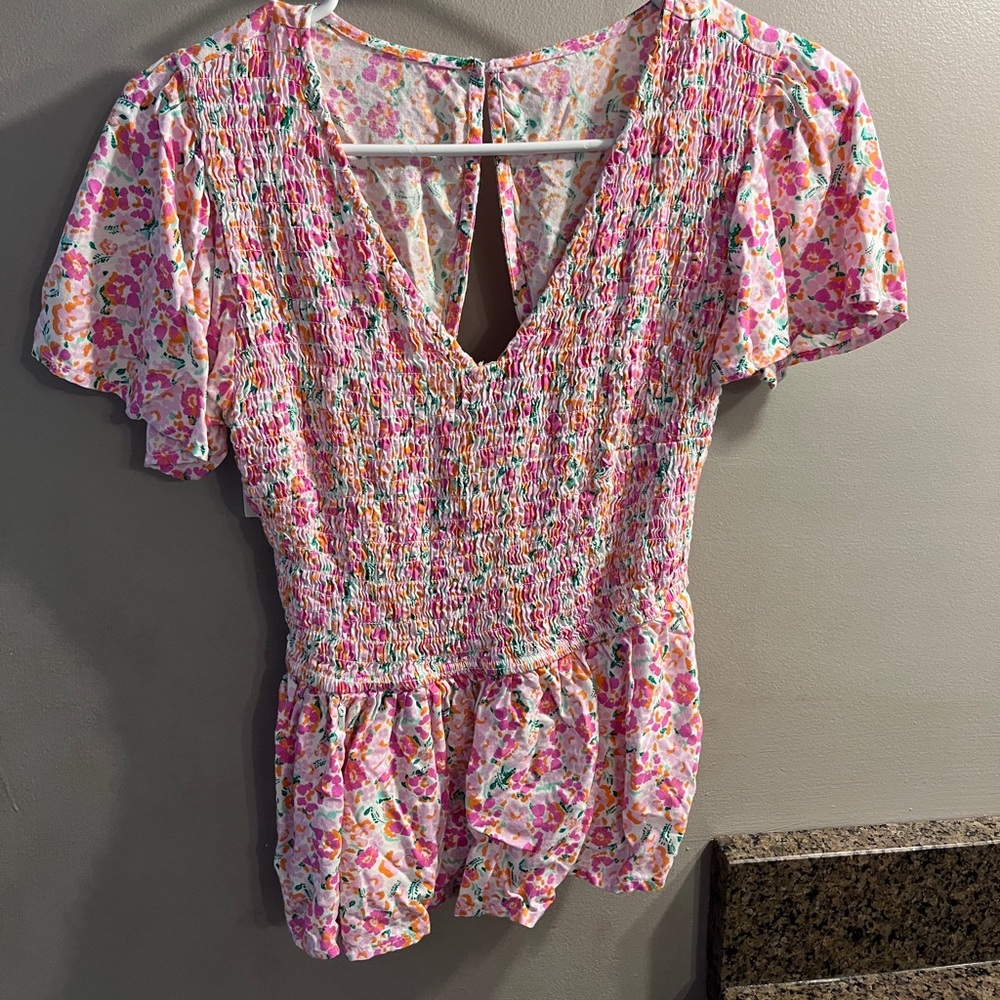 Cute top